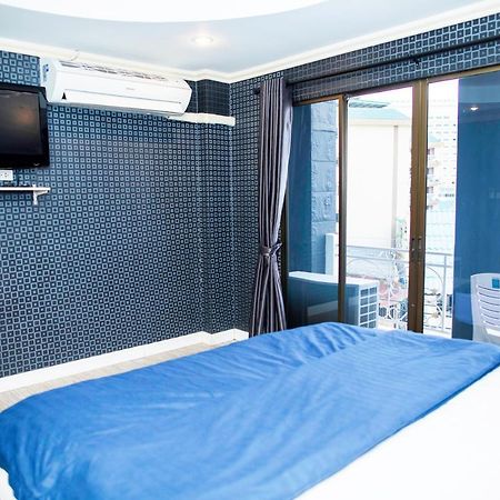 Merry Inn Suites Pattaya Extérieur photo
